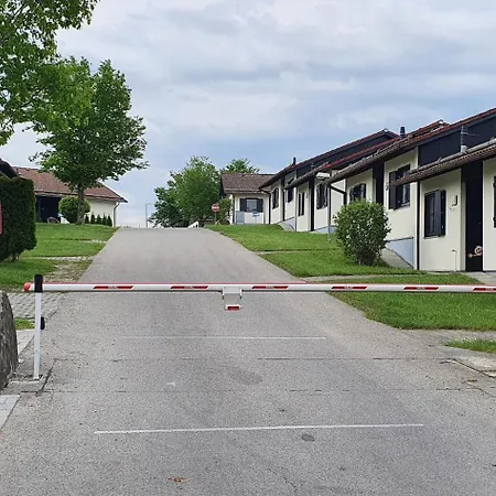 Am Hochbergle Haus 111 펜션 렉브룩