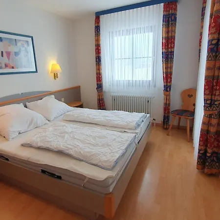 Am Hochbergle Haus 111 *