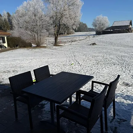 Am Hochbergle Haus 111 Nyaraló *